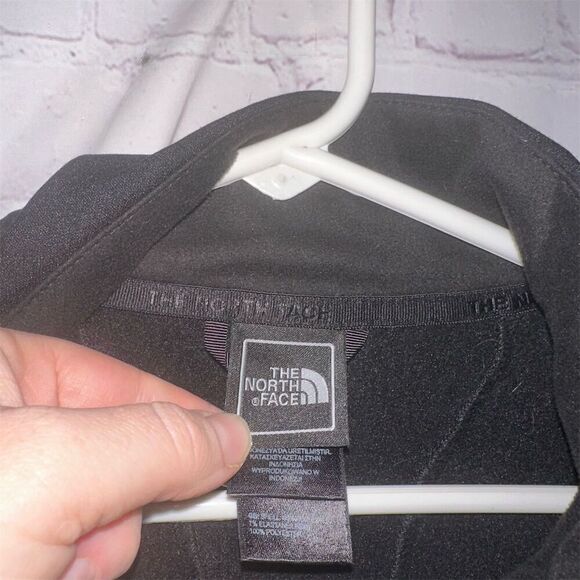 The North Face Women's Black Zip Jacket Size M Bin J - Picture 6 of 7
